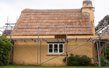 How Long Should A Thatched Roof Last? - Master Thatchers - HOEMT